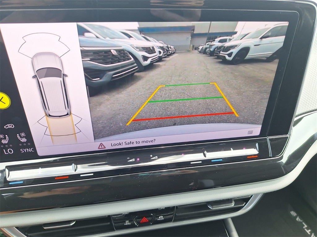 2025 Volkswagen Atlas 2.0T Peak Edition