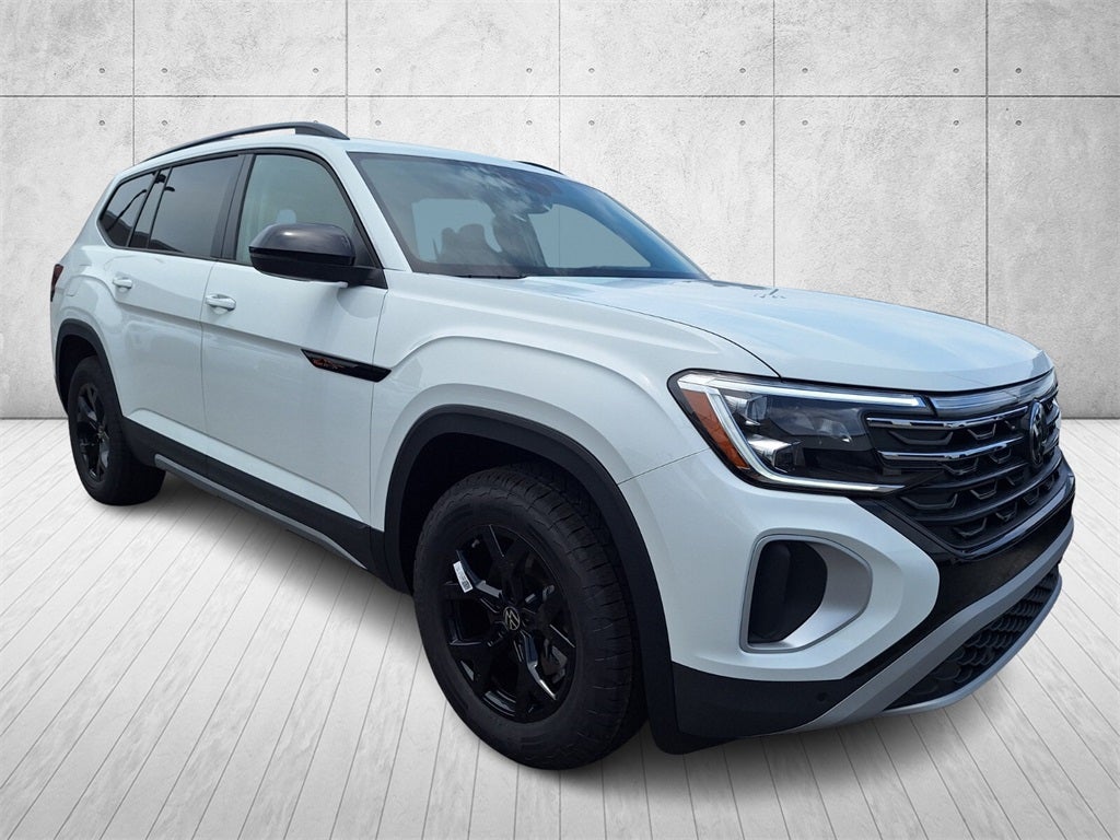 2025 Volkswagen Atlas 2.0T Peak Edition