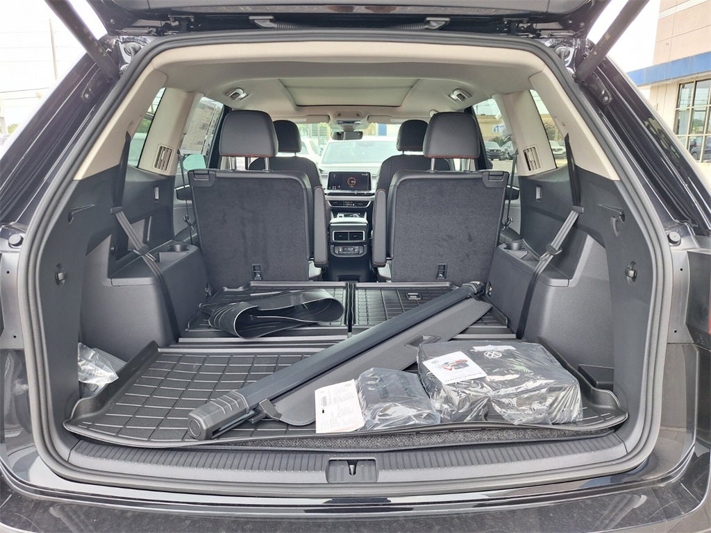 2025 Volkswagen Atlas 2.0T Peak Edition