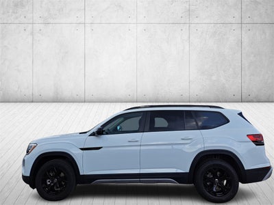 2025 Volkswagen Atlas 2.0T Peak Edition