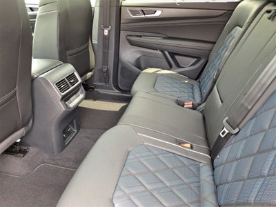 2026 Volkswagen Atlas Cross Sport 2.0T SEL Premium R-Line