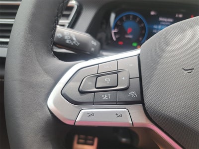 2025 Volkswagen Atlas Cross Sport 2.0T SEL Premium R-Line