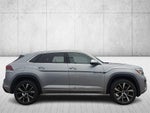 2025 Volkswagen Atlas Cross Sport 2.0T SEL Premium R-Line