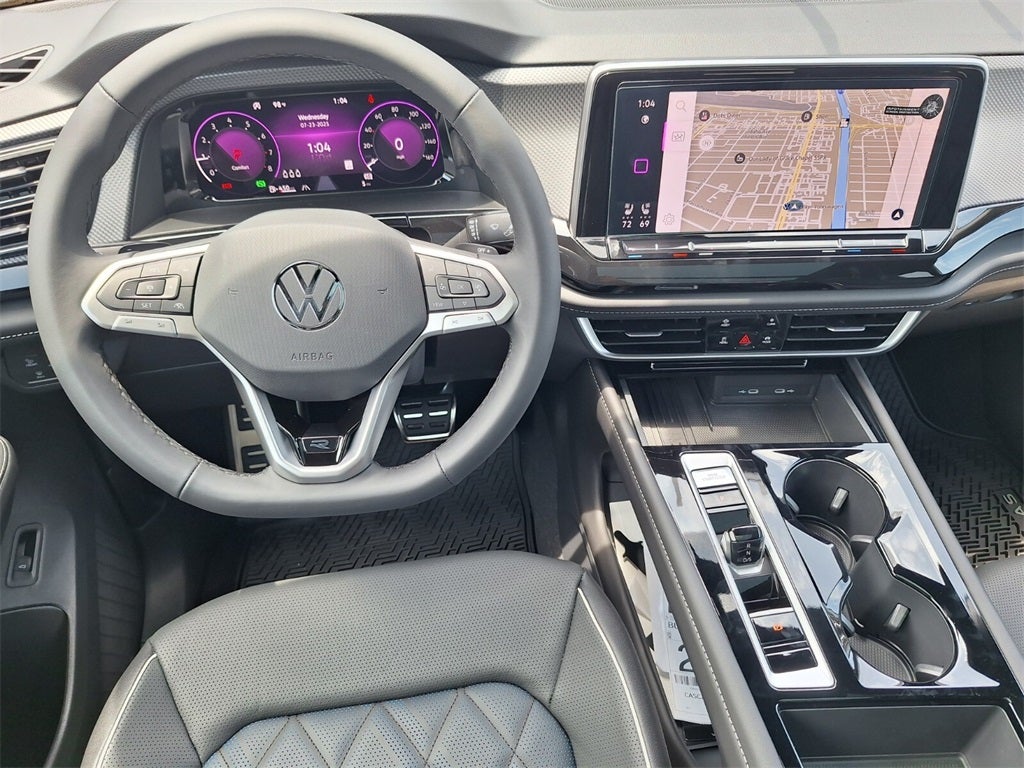 2025 Volkswagen Atlas Cross Sport 2.0T SEL Premium R-Line