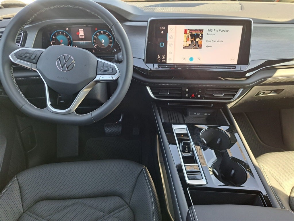 2026 Volkswagen Atlas Cross Sport 2.0T SE w/Technology