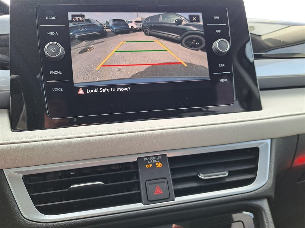 2025 Volkswagen Taos 1.5T SEL