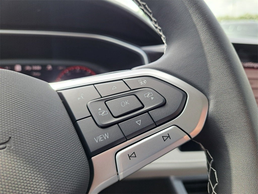 2025 Volkswagen Taos 1.5T SEL