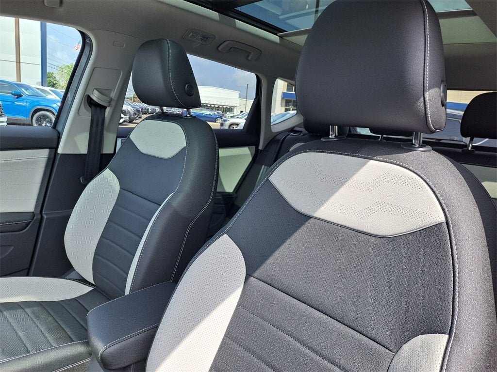 2025 Volkswagen Taos 1.5T SEL