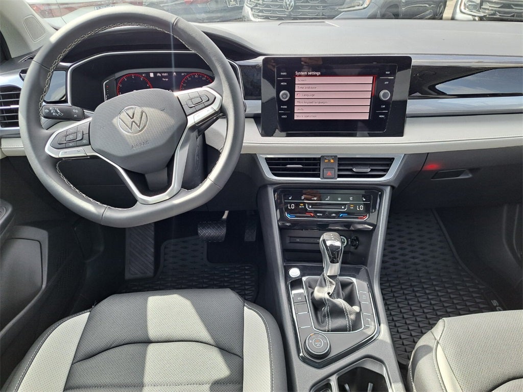 2025 Volkswagen Taos 1.5T SEL