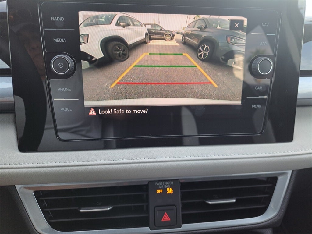 2025 Volkswagen Taos 1.5T SEL