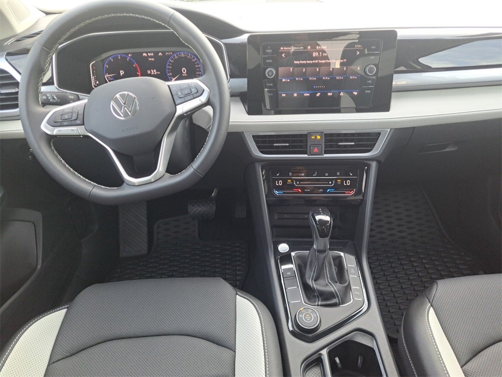 2025 Volkswagen Taos 1.5T SEL