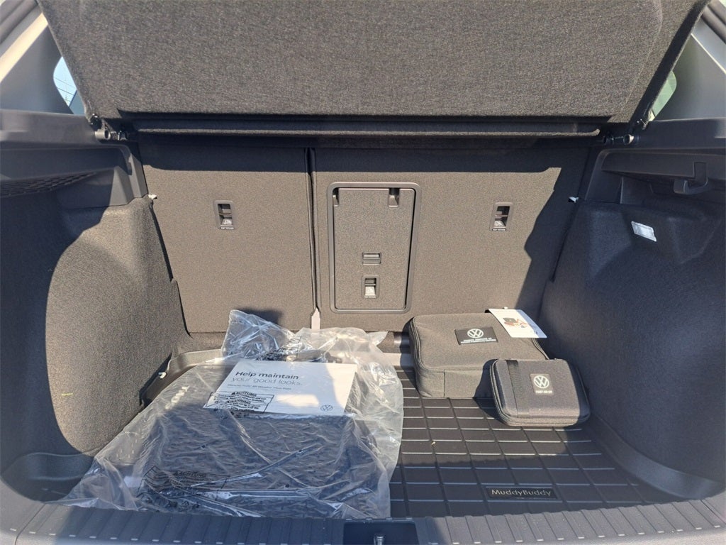 2025 Volkswagen Taos 1.5T S