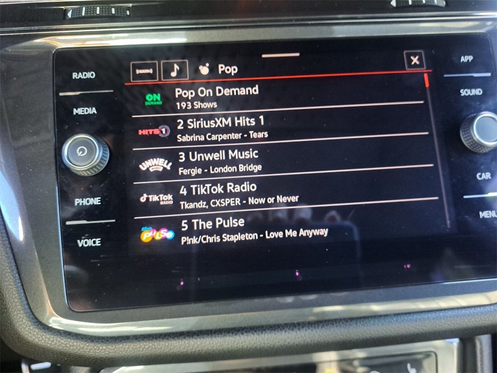 2022 Volkswagen Tiguan 2.0T SE R-Line Black