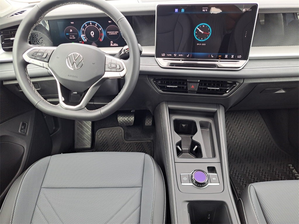 2025 Volkswagen Tiguan 2.0T SE