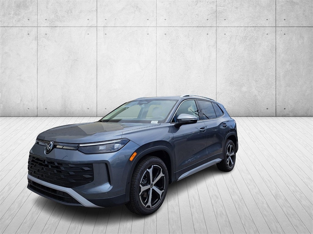 2025 Volkswagen Tiguan 2.0T SE