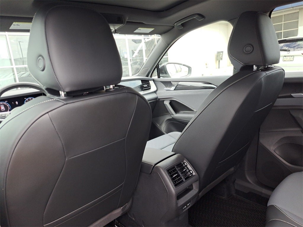 2025 Volkswagen Tiguan 2.0T SE R-Line Black