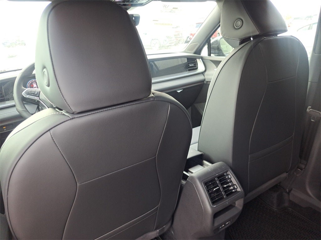 2025 Volkswagen Tiguan 2.0T SE R-Line Black