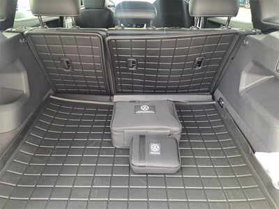 2025 Volkswagen Tiguan 2.0T SE R-Line Black