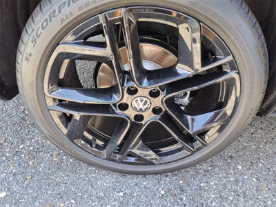 2025 Volkswagen Tiguan 2.0T SE R-Line Black