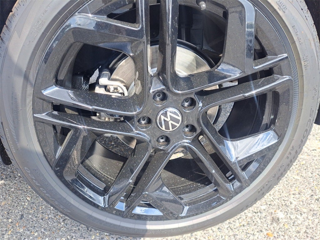 2025 Volkswagen Tiguan 2.0T SE R-Line Black