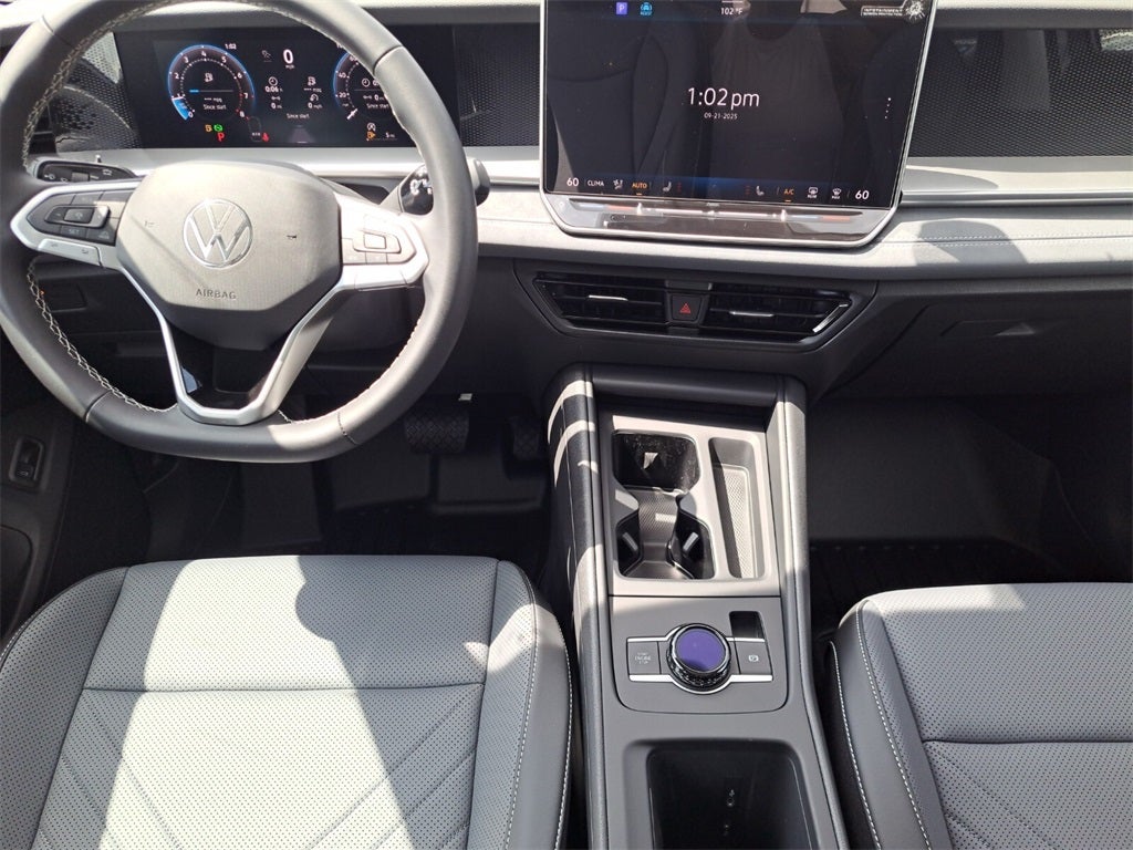 2025 Volkswagen Tiguan 2.0T SE