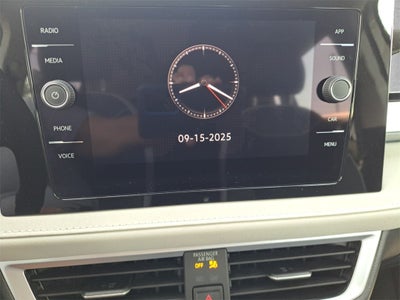 2025 Volkswagen Taos 1.5T SE