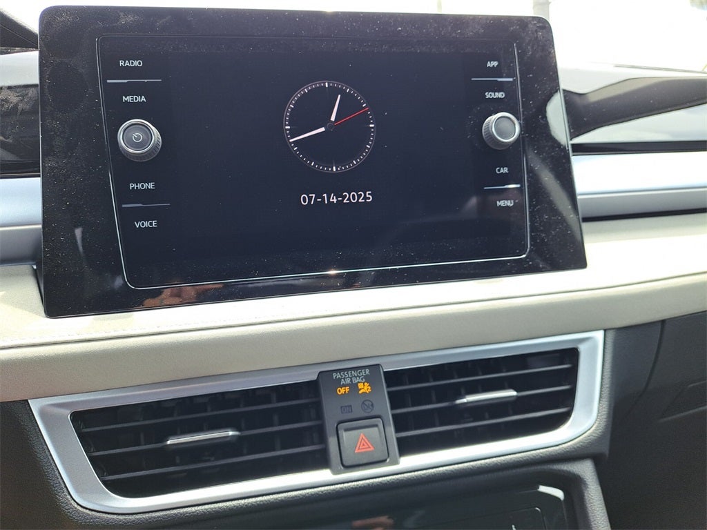 2025 Volkswagen Taos 1.5T SE