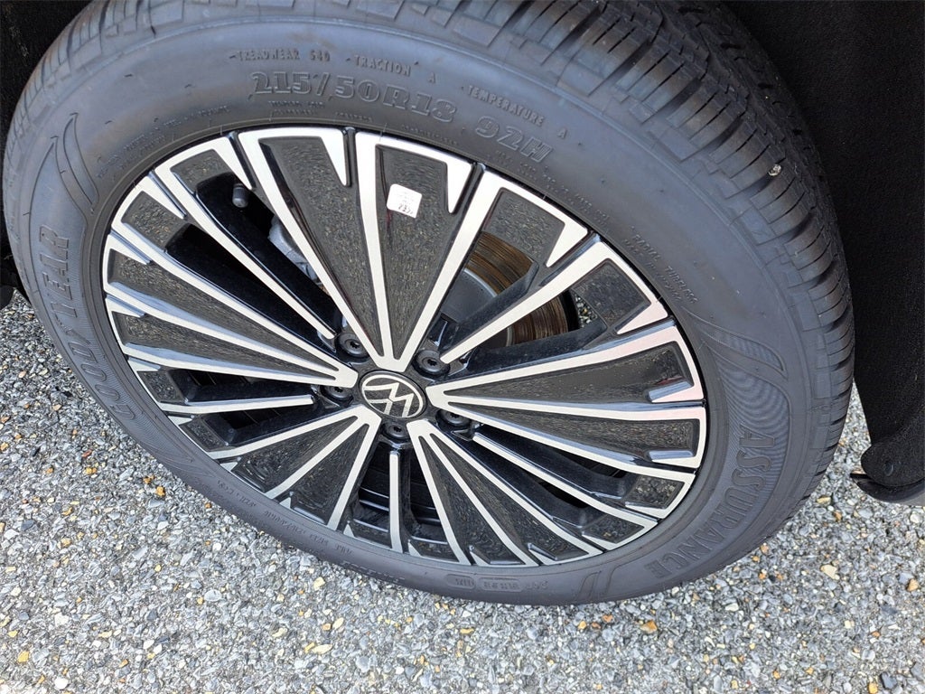 2025 Volkswagen Taos 1.5T SE