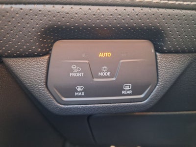 2026 Volkswagen Atlas Cross Sport 2.0T SEL R-Line Black