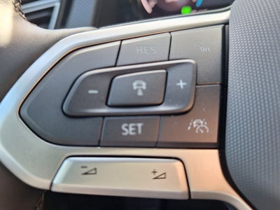 2026 Volkswagen Atlas Cross Sport 2.0T SEL R-Line Black