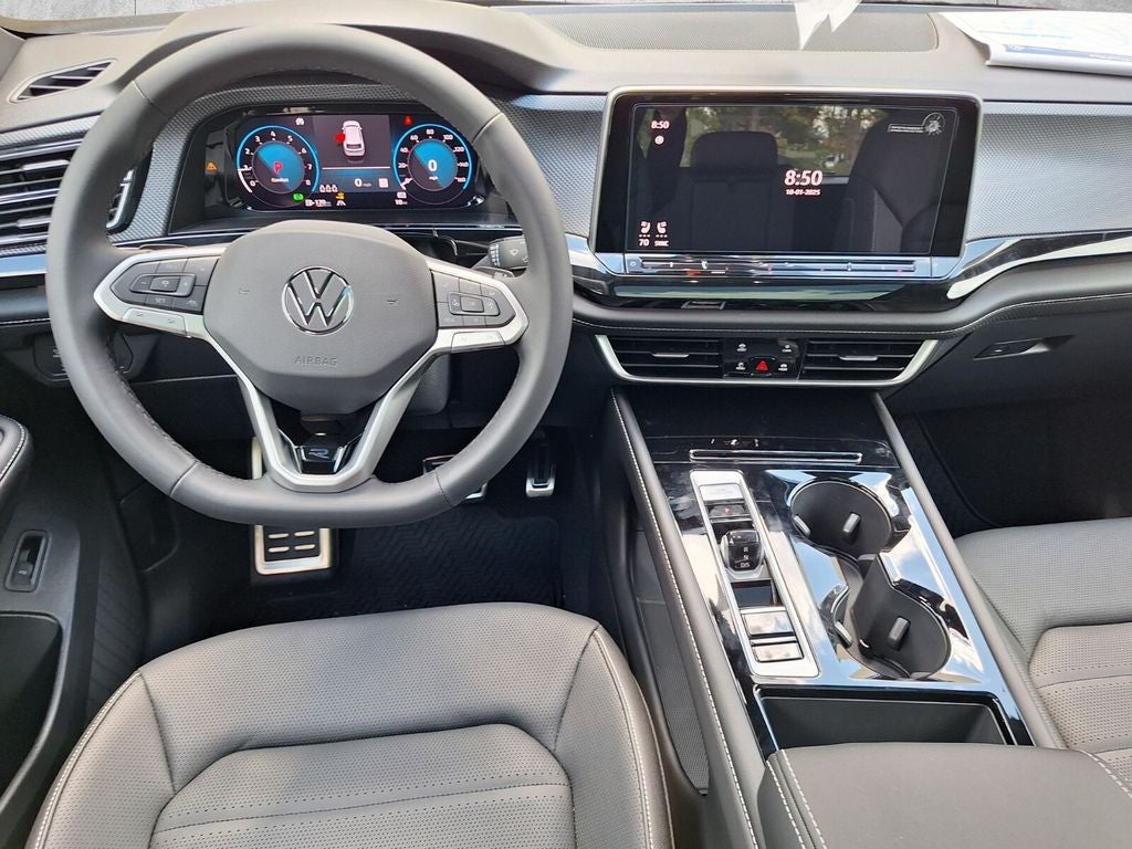 2026 Volkswagen Atlas Cross Sport 2.0T SEL R-Line Black