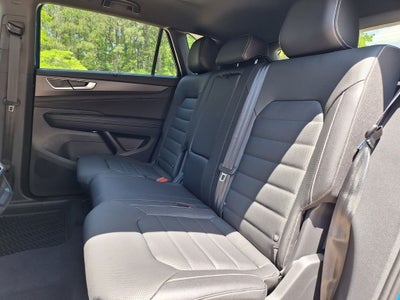 2025 Volkswagen Atlas Cross Sport 2.0T SEL R-Line Black