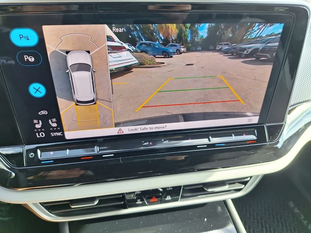 2026 Volkswagen Atlas Cross Sport 2.0T SEL Premium R-Line