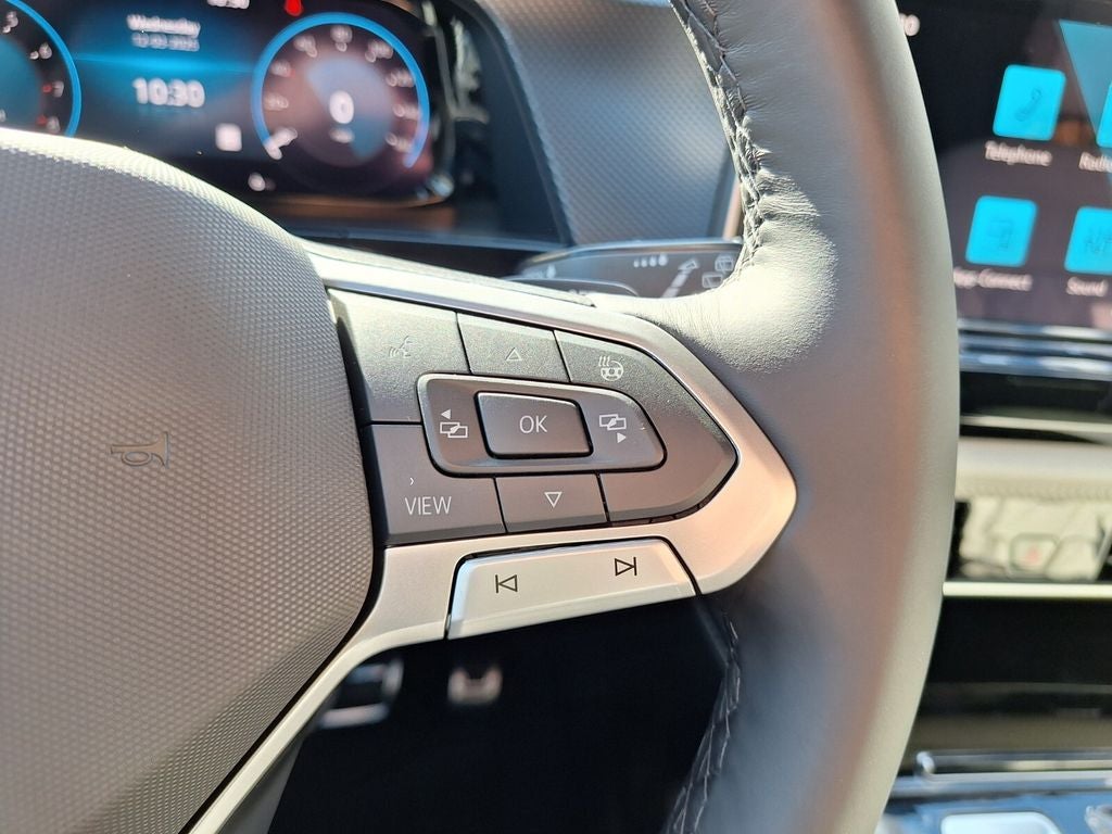 2026 Volkswagen Atlas Cross Sport 2.0T SEL Premium R-Line