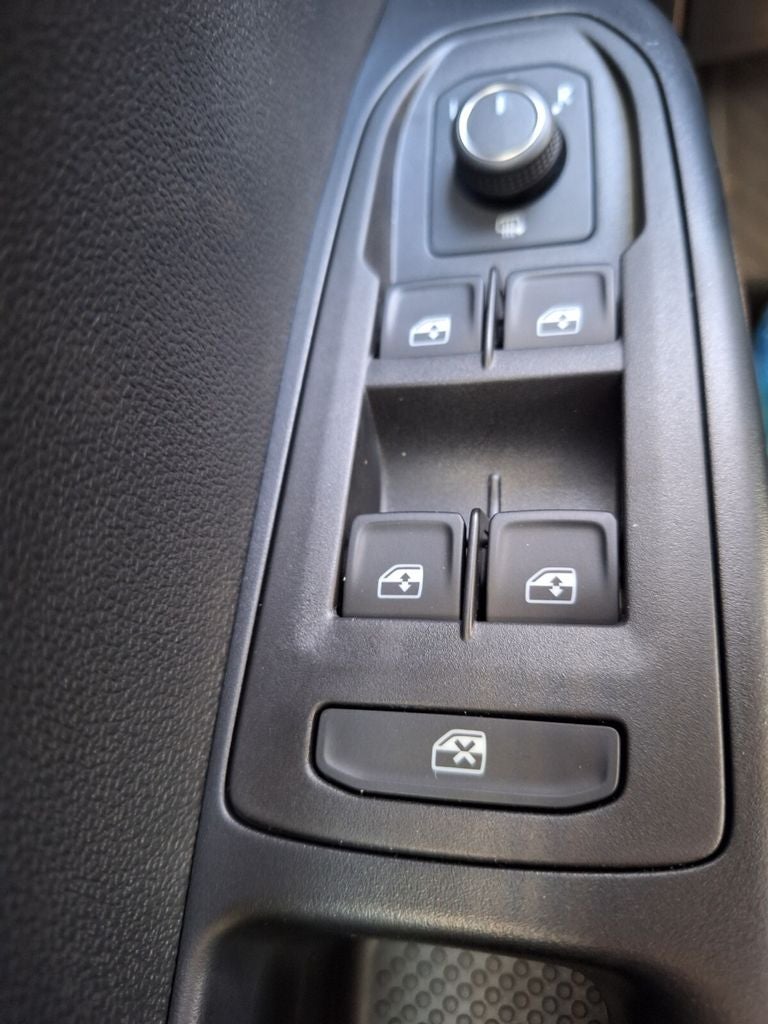 2026 Volkswagen Taos 1.5T SE Black