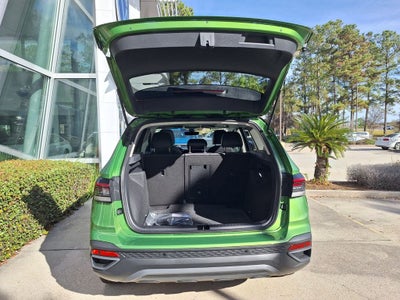 2026 Volkswagen Taos 1.5T SE Black