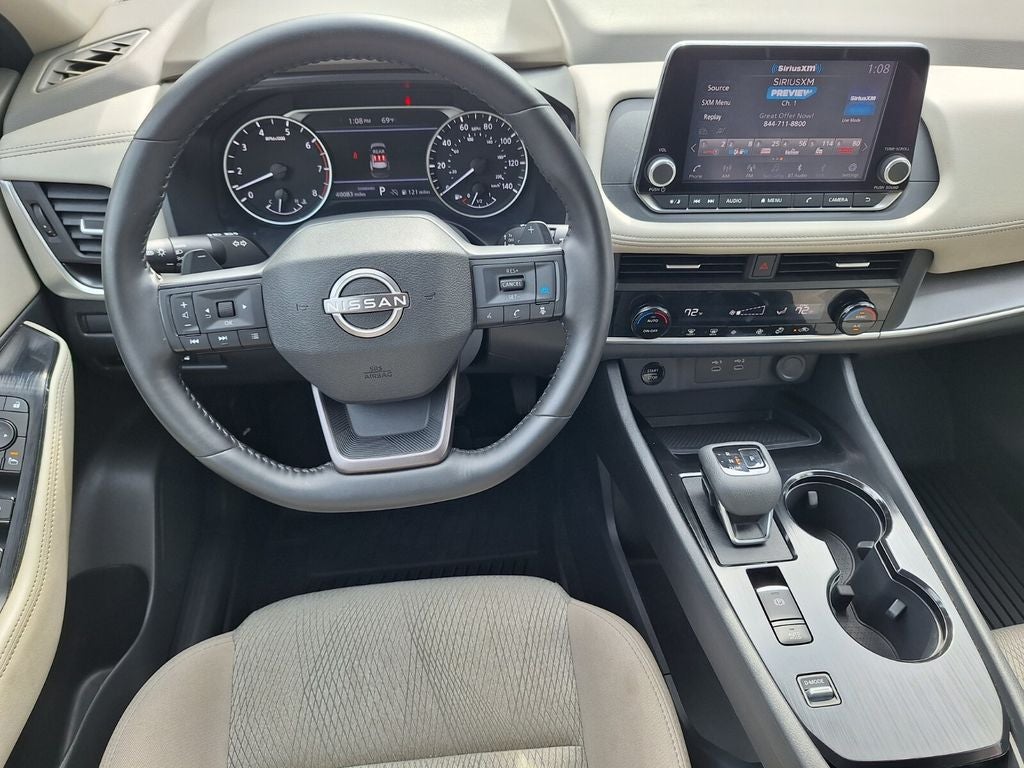 2025 Nissan Rogue SV