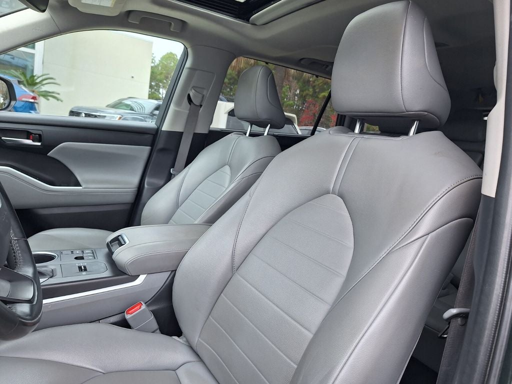 2023 Toyota Highlander L