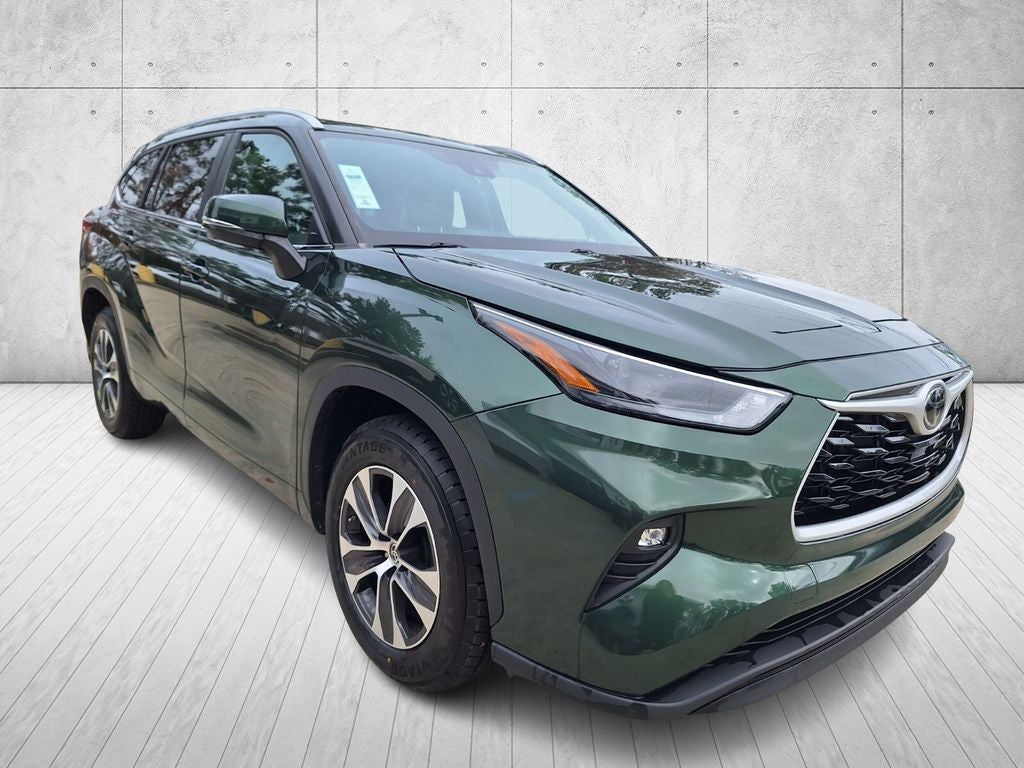 2023 Toyota Highlander L