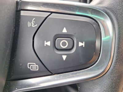 2019 Volvo XC40 Momentum