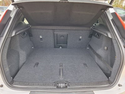 2019 Volvo XC40 Momentum