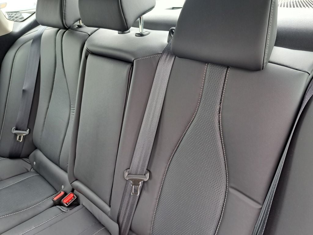 2025 Acura TLX Technology Package