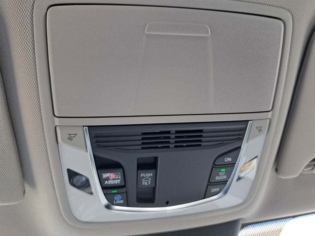 2025 Acura TLX Technology Package